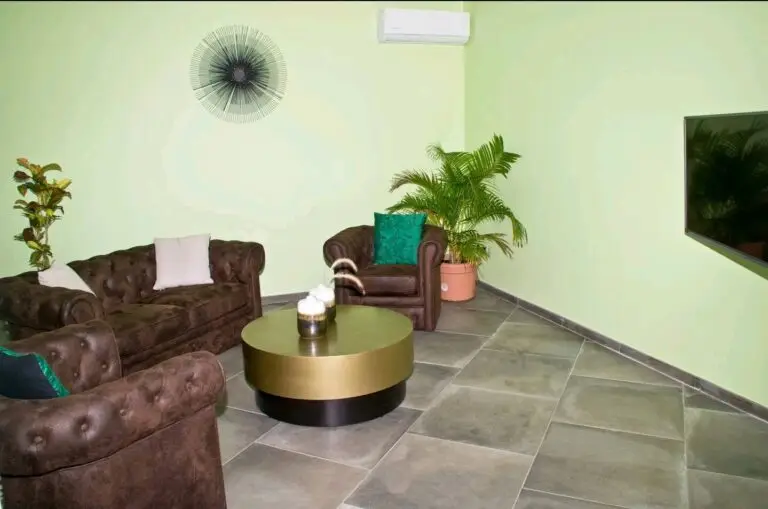 Ti-Papaye – Salon 2