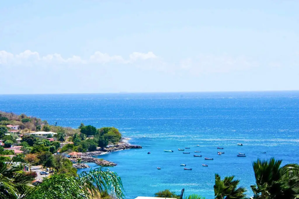 Ti-Pom – Vue mer 3